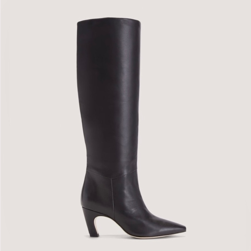 EVERLANE banana boot- never worn